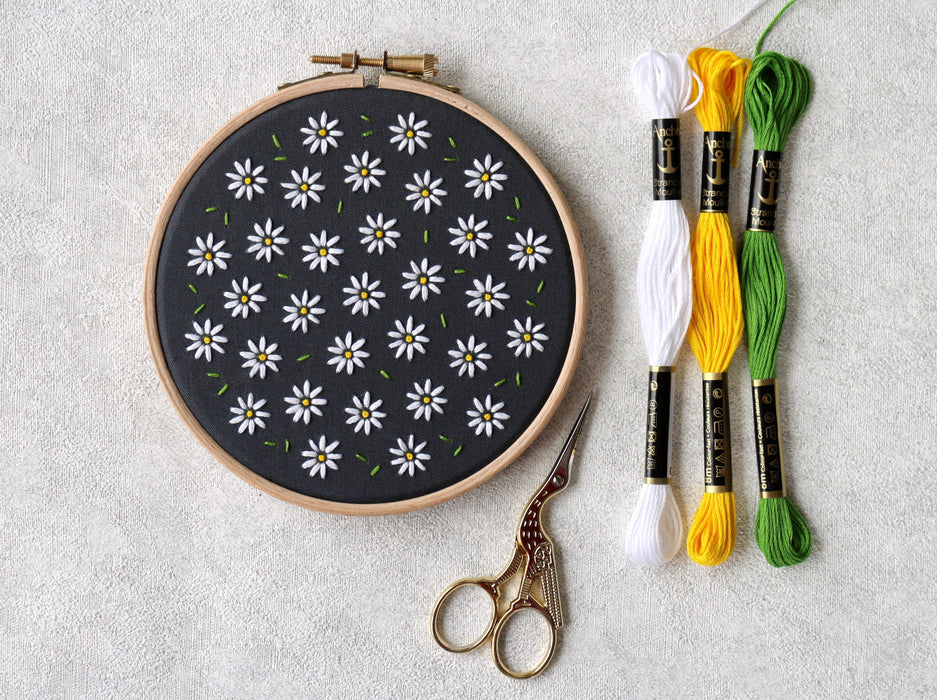 Daisy Embroidery Kit