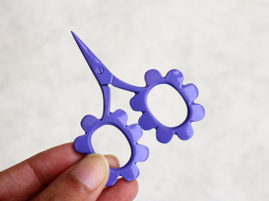 Kelmscott Flower Power Embroidery Scissor